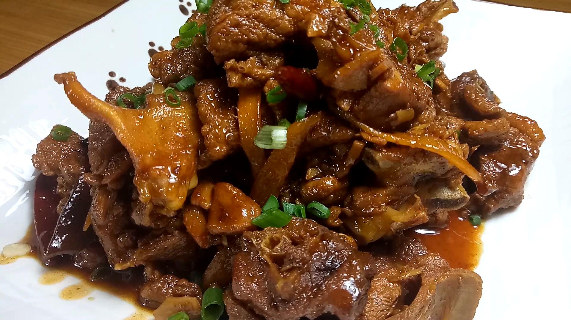 南京醉酒男子走路玩手机摔下台阶 抢救无效身亡【爱游戏(ayx)中国官方网站】(图3) ayx官方网站