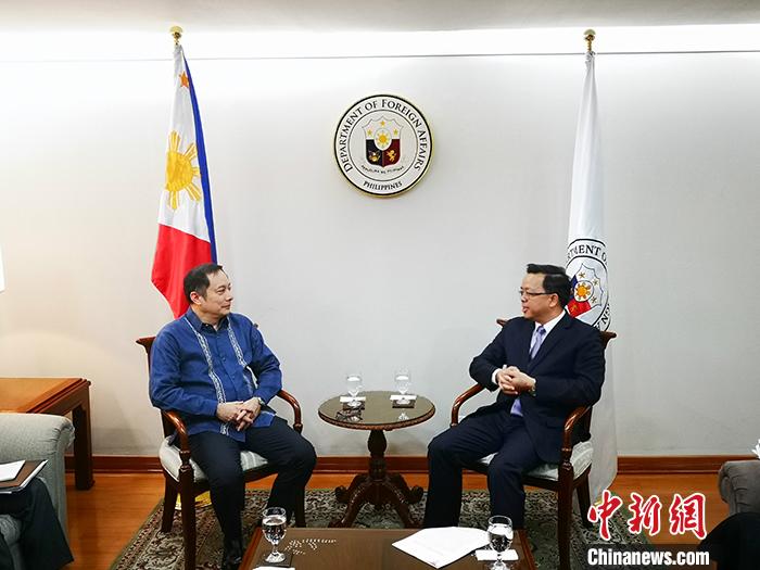 府东社区:一场有意义的支部学习活动:ayx官网(图2) ayx官网