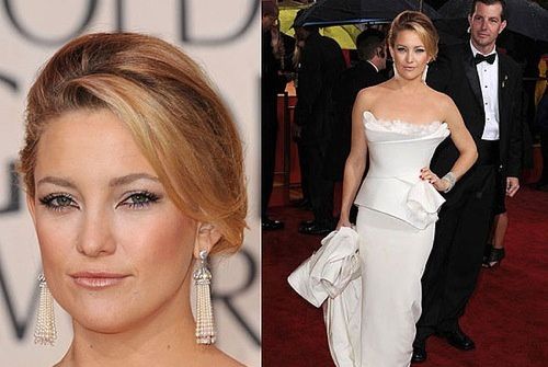 中共展现自信开放与担当_时事政治_中公教育网“ayx官网”(图4) ayx官网