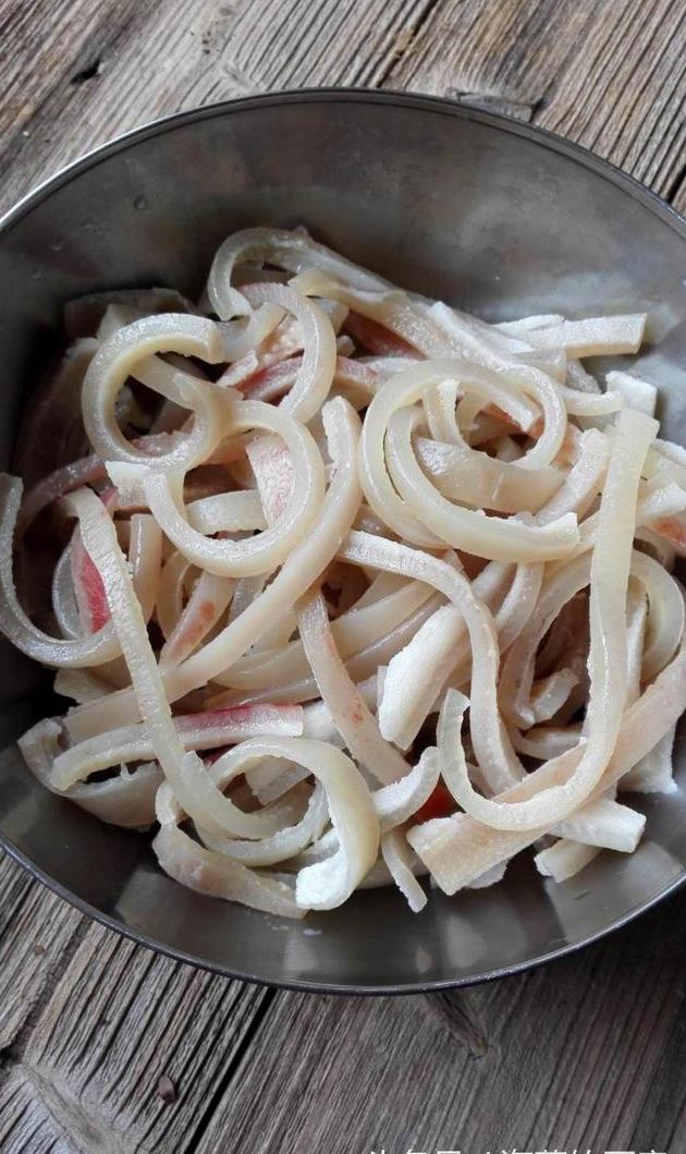 根治“保姆式”扶贫尤需“授之以渔”_时事政治_中公教育网|ayx官网(图2) 爱游戏(ayx)中国官方网站